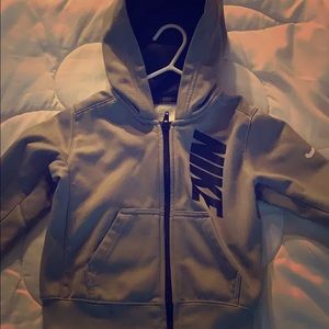 Nike therma fit hoodie